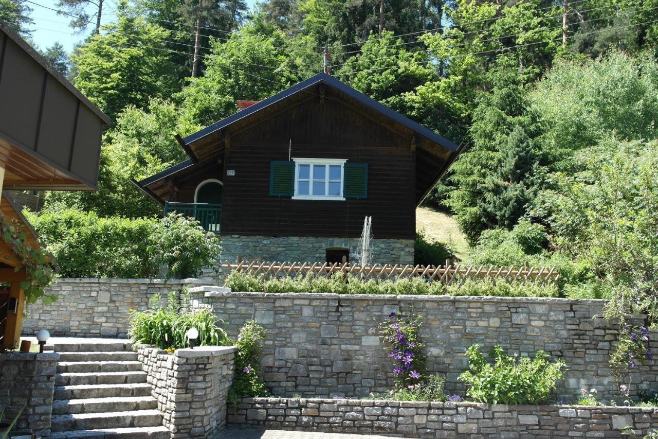Ferienhaus Simon Portschach am Worthersee Bagian luar foto