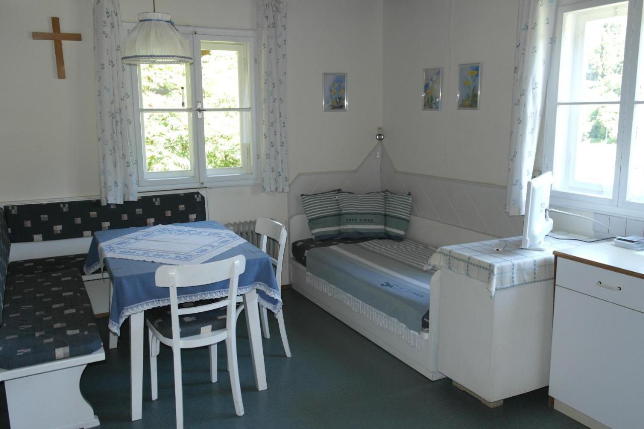 Ferienhaus Simon Portschach am Worthersee Bagian luar foto